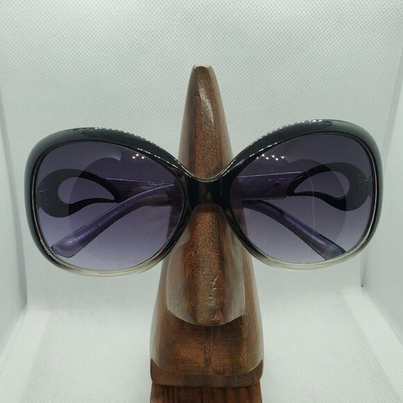 Chico's Black & Gray Sunglasses & Dust Bag - Picture 2 of 14